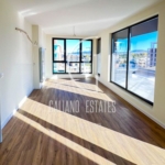 Изискан двустаен апартамент с панорамна тераса в кв Кръстова вада - 0