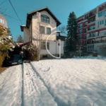 Класически имот на тиха улица в кв. Павлово - 0