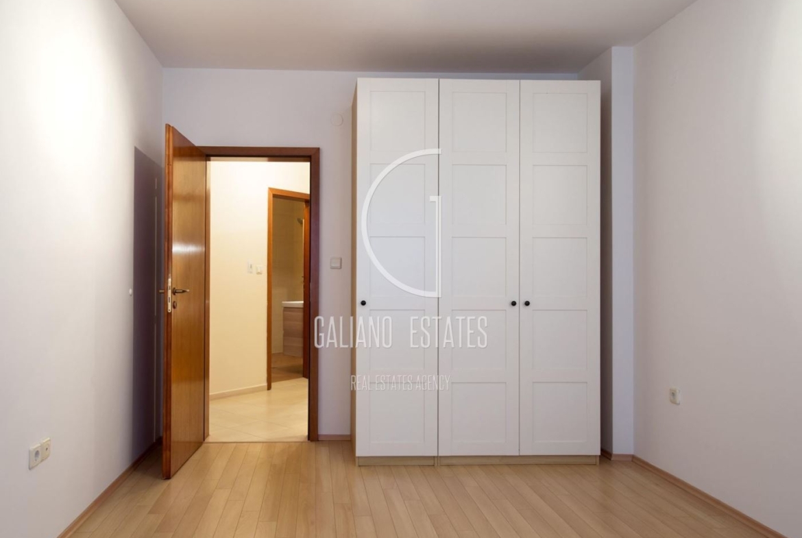 Galiano Estates ви представя тристаен просторен, луксозeн апартамент, намиращ се в близост до Витоша - 0