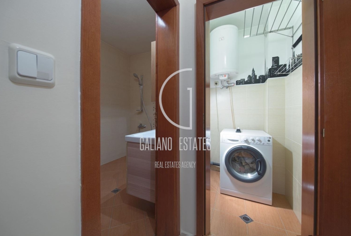 Galiano Estates ви представя тристаен просторен, луксозeн апартамент, намиращ се в близост до Витоша - 0