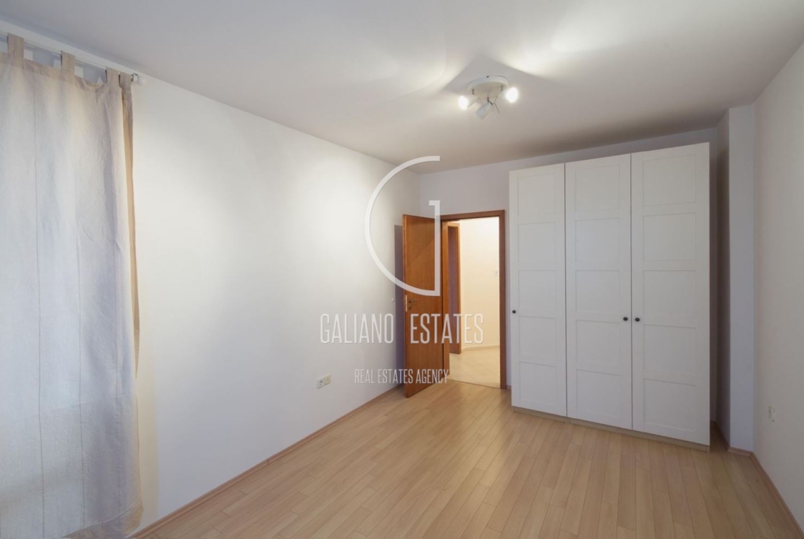 Galiano Estates ви представя тристаен просторен, луксозeн апартамент, намиращ се в близост до Витоша - 0