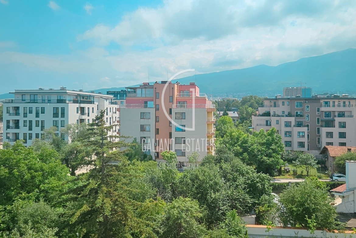 Впечатляващ панорамен пентхаус в кв. Кръстова вада - 0