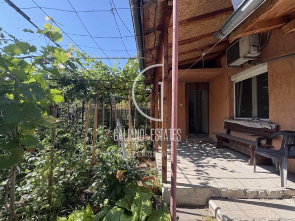 Къща в кв Малашевци - 0