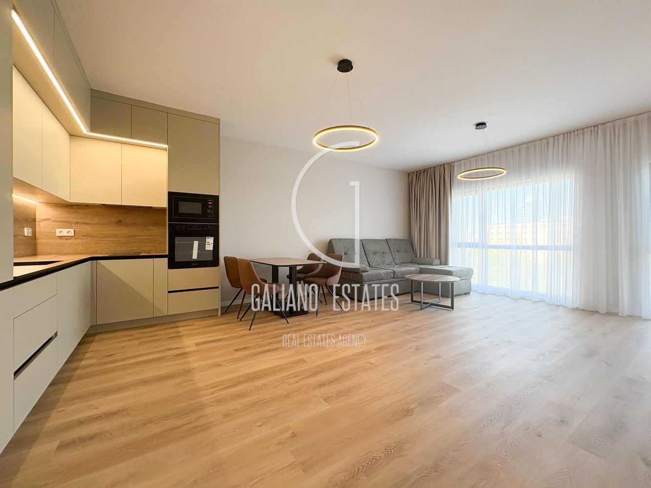 Елегантен двустаен апартамент в нова сграда - 0