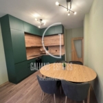 Просторен тристаен апартамент в Зона Б-18 - 0