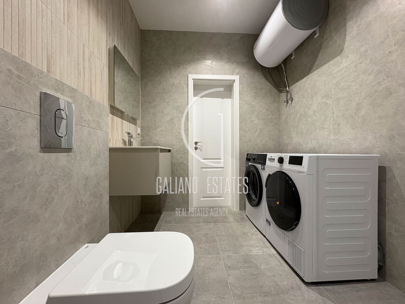 Елегантен двустаен апартамент в нова сграда - 0