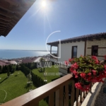 Луксозна къща с живописна гледка в гр. Свети Влас - 0