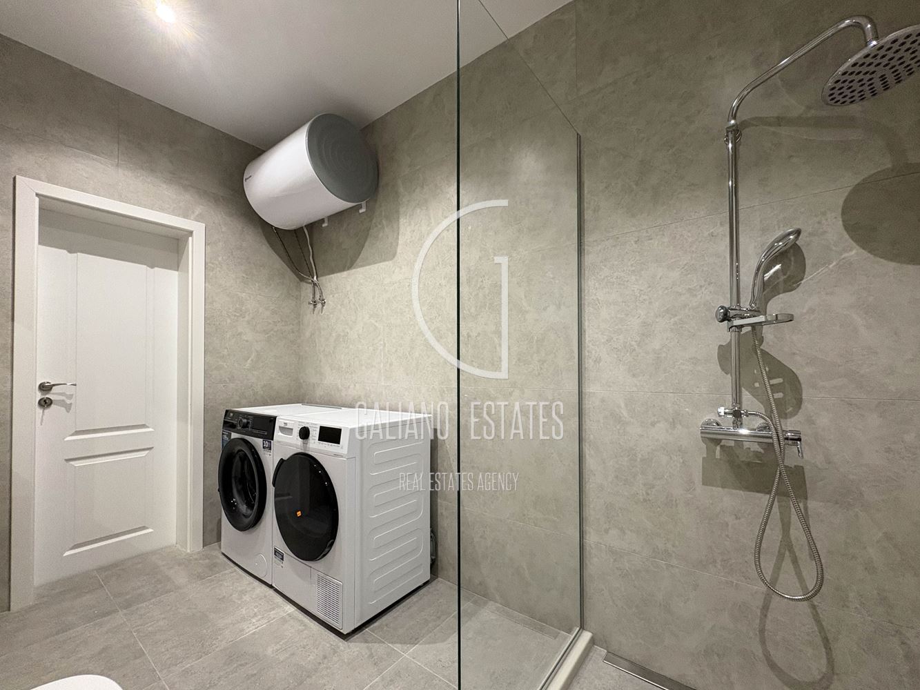 Елегантен двустаен апартамент в нова сграда - 0