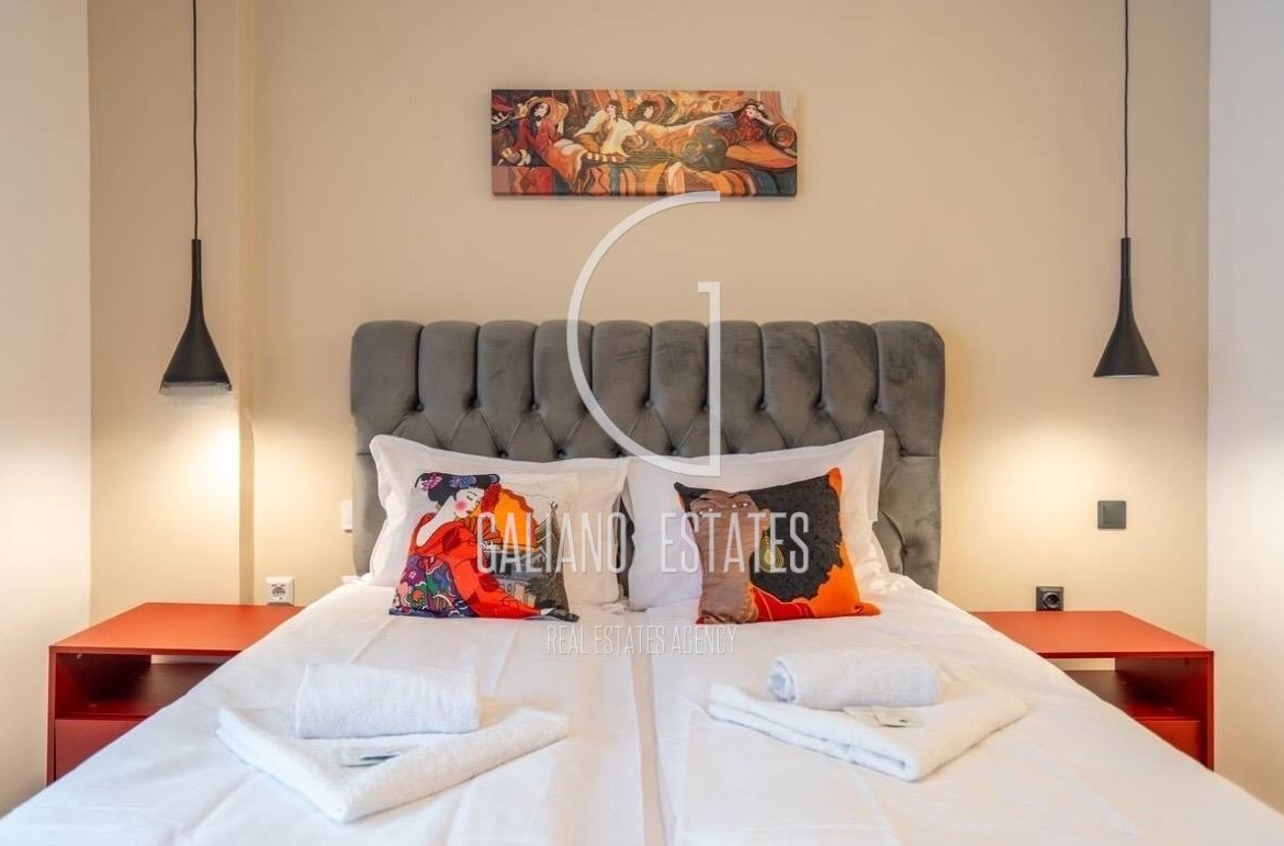 Бутиков луксозен апартамент в идеален Център-0 Бутиков луксозен апартамент в идеален Център - 0