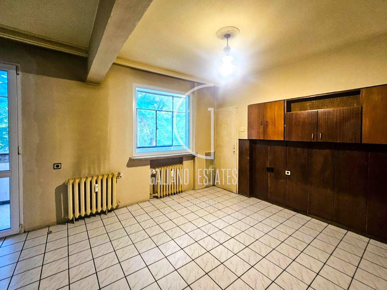 Spacious three-room apartment in Gotse Delchev residential area, near South Park-0 Просторен тристаен апартамент в ж.к. Гоце Делчев, до Южен парк - 0