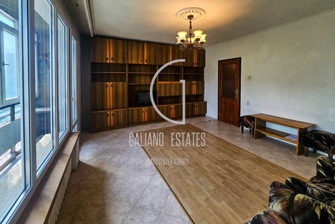 Spacious three-room apartment in Gotse Delchev residential area, near South Park-0 Просторен тристаен апартамент в ж.к. Гоце Делчев, до Южен парк - 0