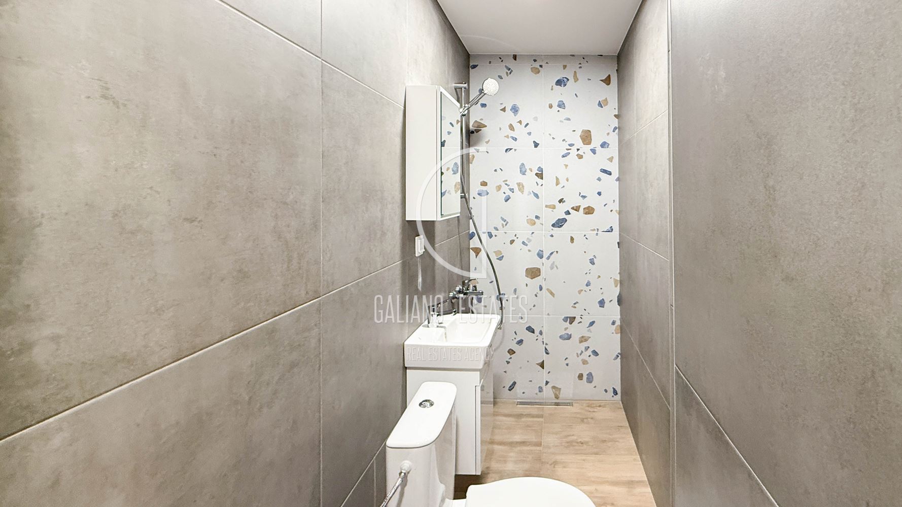 Двустаен апартамент в ТОП Център - 0