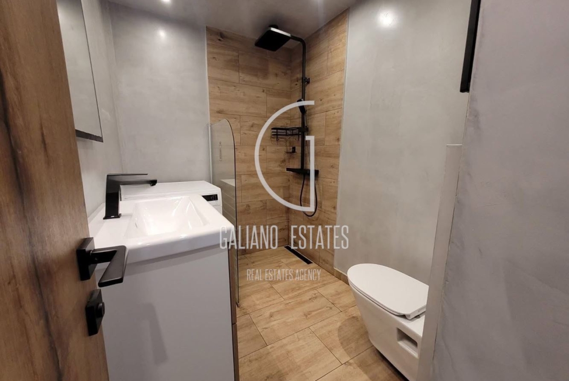 Тристаен апартамент в кв. Обеля 1 - 0