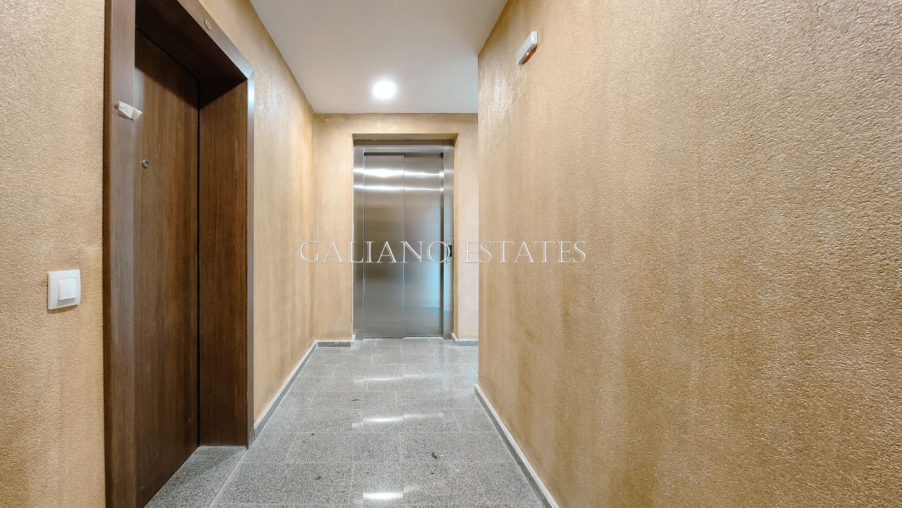 Excellent three-room apartment in the Manastirski Livadi - East-0 district Отличен тристаен апартамент в кв Манастирски ливади - изток - 0