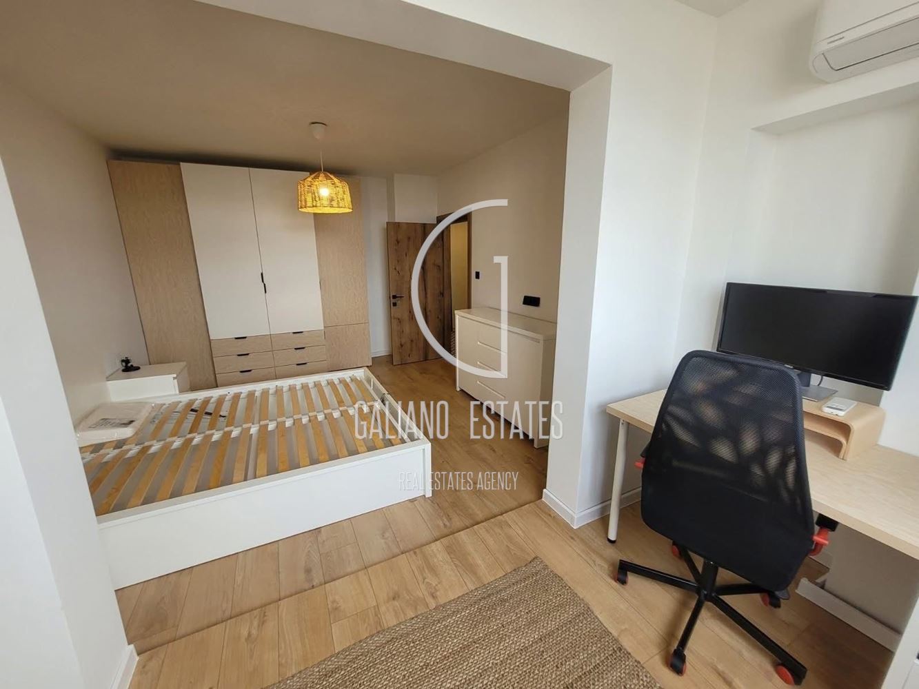 Тристаен апартамент в кв. Обеля 1 - 0