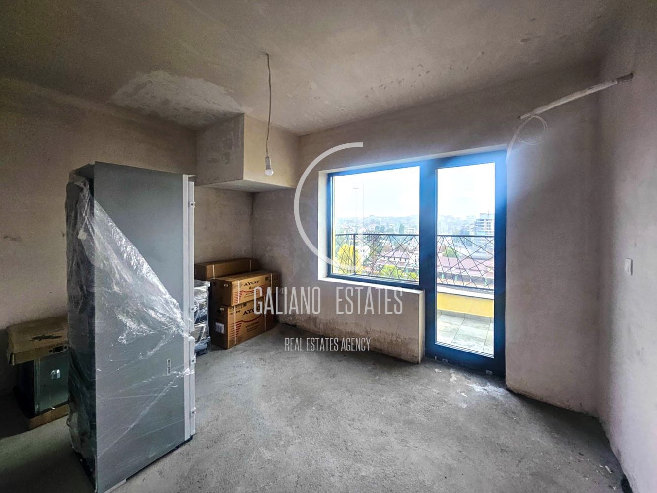 Exclusive three-room apartment with an incredible view in the Poduyane district-0 Ексклузивен тристаен апартамент с невероятна гледка в кв. Подуяне - 0