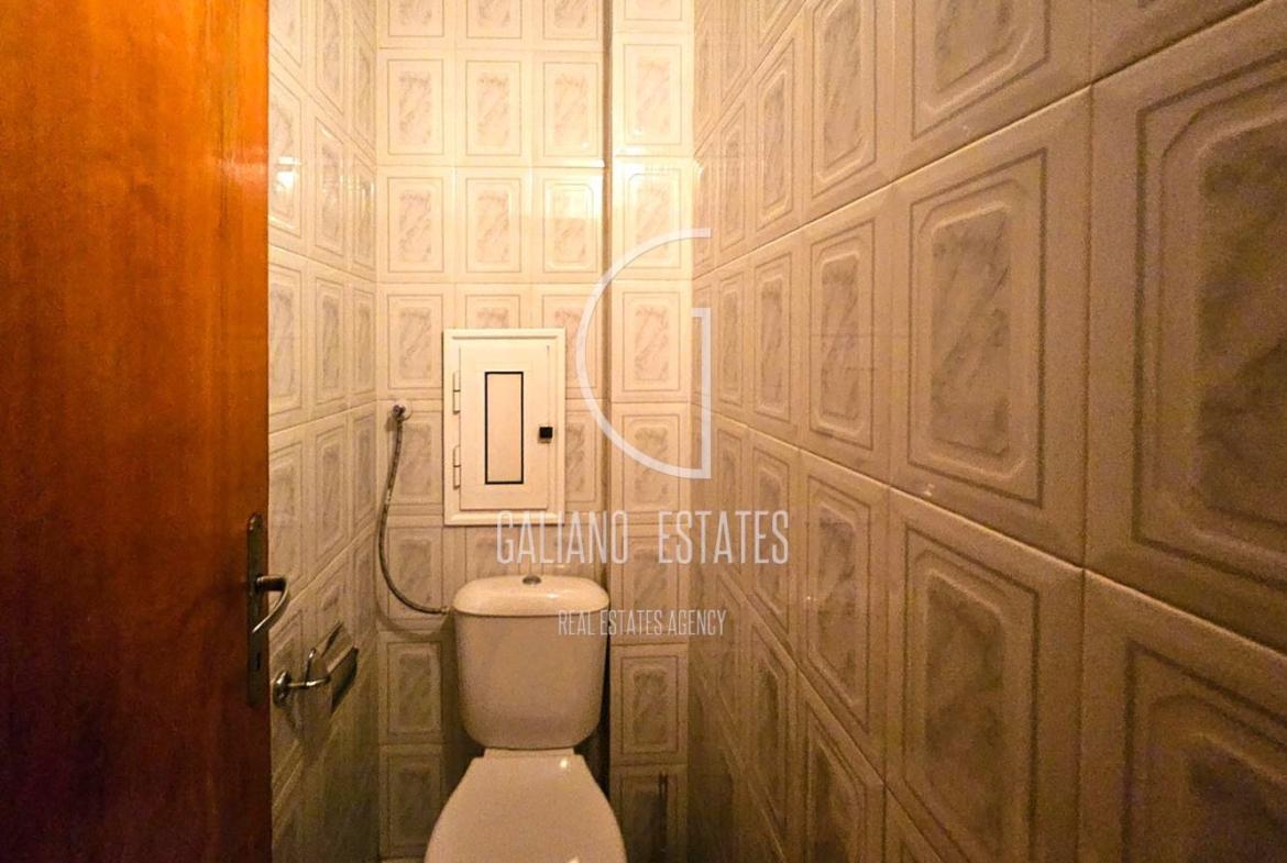 Spacious three-room apartment in Gotse Delchev residential area, near South Park-0 Просторен тристаен апартамент в ж.к. Гоце Делчев, до Южен парк - 0
