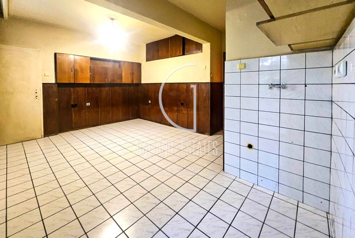 Spacious three-room apartment in Gotse Delchev residential area, near South Park-0 Просторен тристаен апартамент в ж.к. Гоце Делчев, до Южен парк - 0