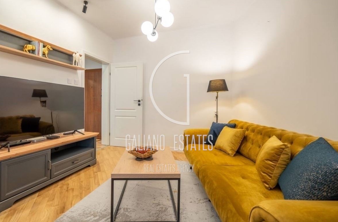 Бутиков луксозен апартамент в идеален Център-0 Бутиков луксозен апартамент в идеален Център - 0