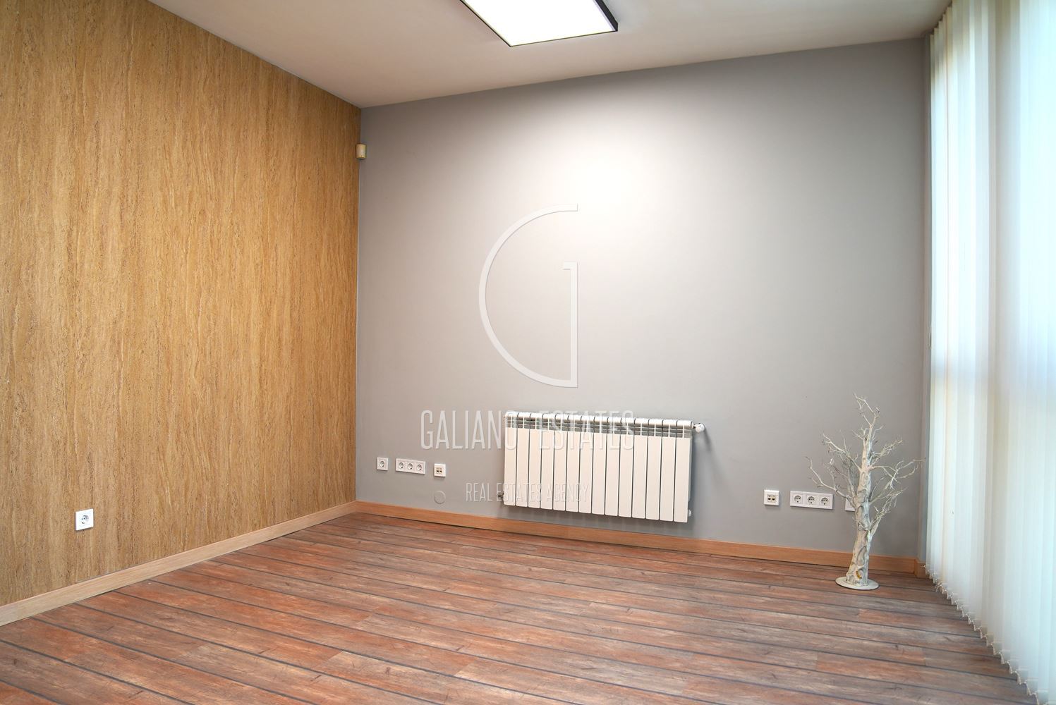 Отличен офис в кв. Лозенец-0 Отличен офис в кв. Лозенец - 0