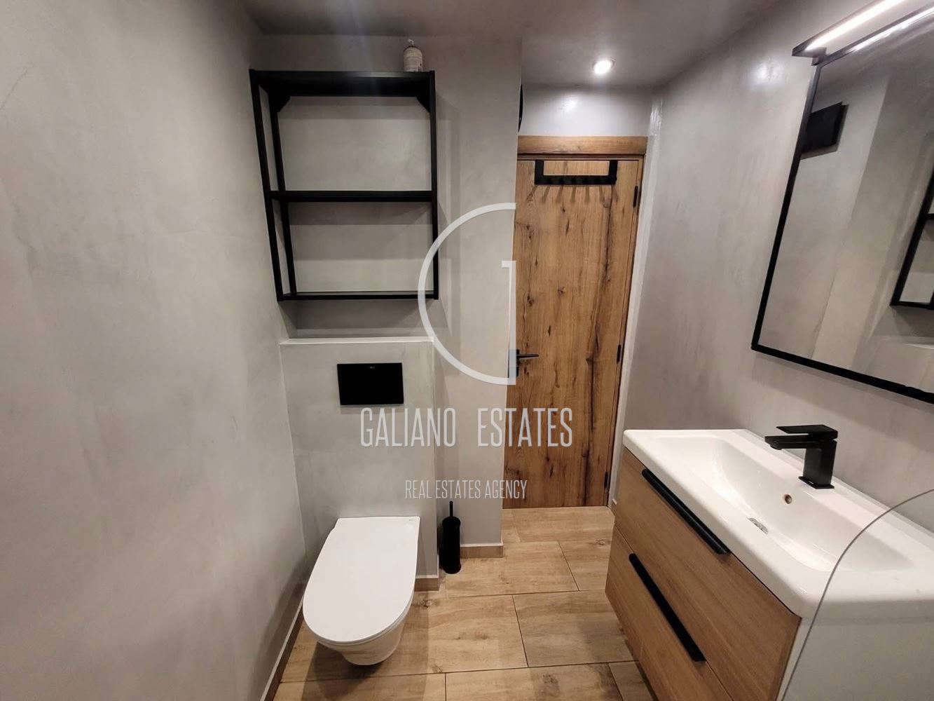 Тристаен апартамент в кв. Обеля 1 - 0