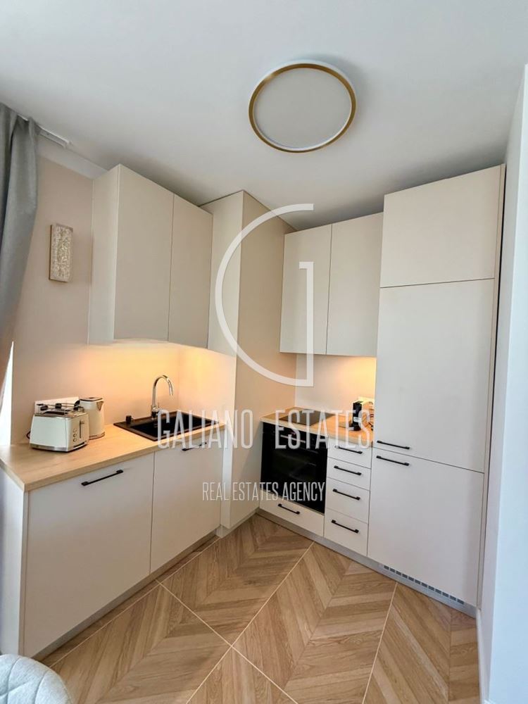 Тристаен апартамент в кв. Витоша-0 Тристаен апартамент в кв. Витоша - 0