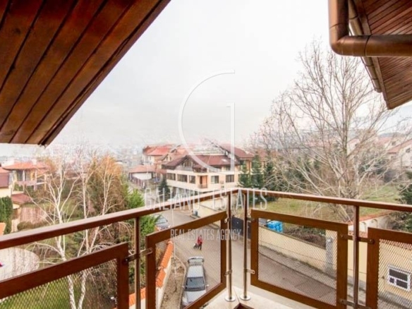 Тристаен апартамент в полите на Витоша - 0