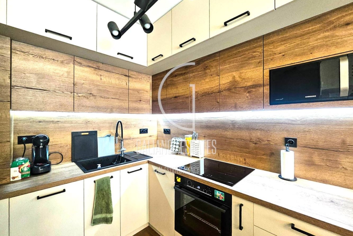 Ексклузивно! Стилен двустаен апартамент в близост до Нов български университет, кв. Овча купел 2 - 0