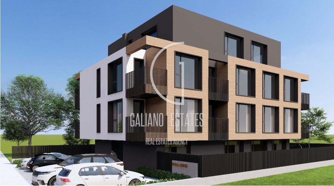 Двустаен апартамент с двор в кв. Обеля - 0