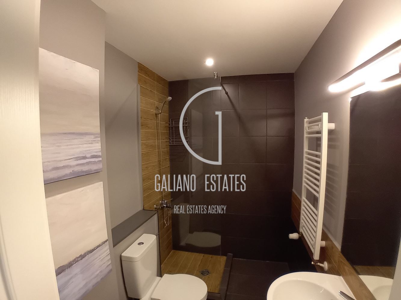 Уютен апартамент до УНСС - 0