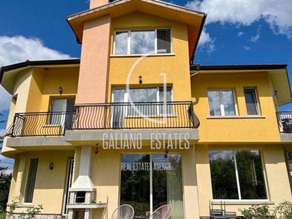 Уникална къща в гр. Банкя - 0