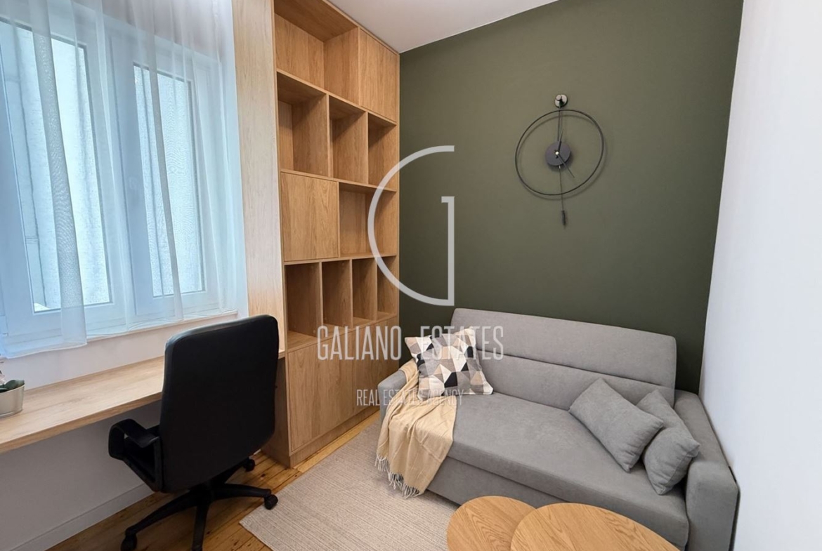 Луксозен четиристаен апартамент в Център - 0