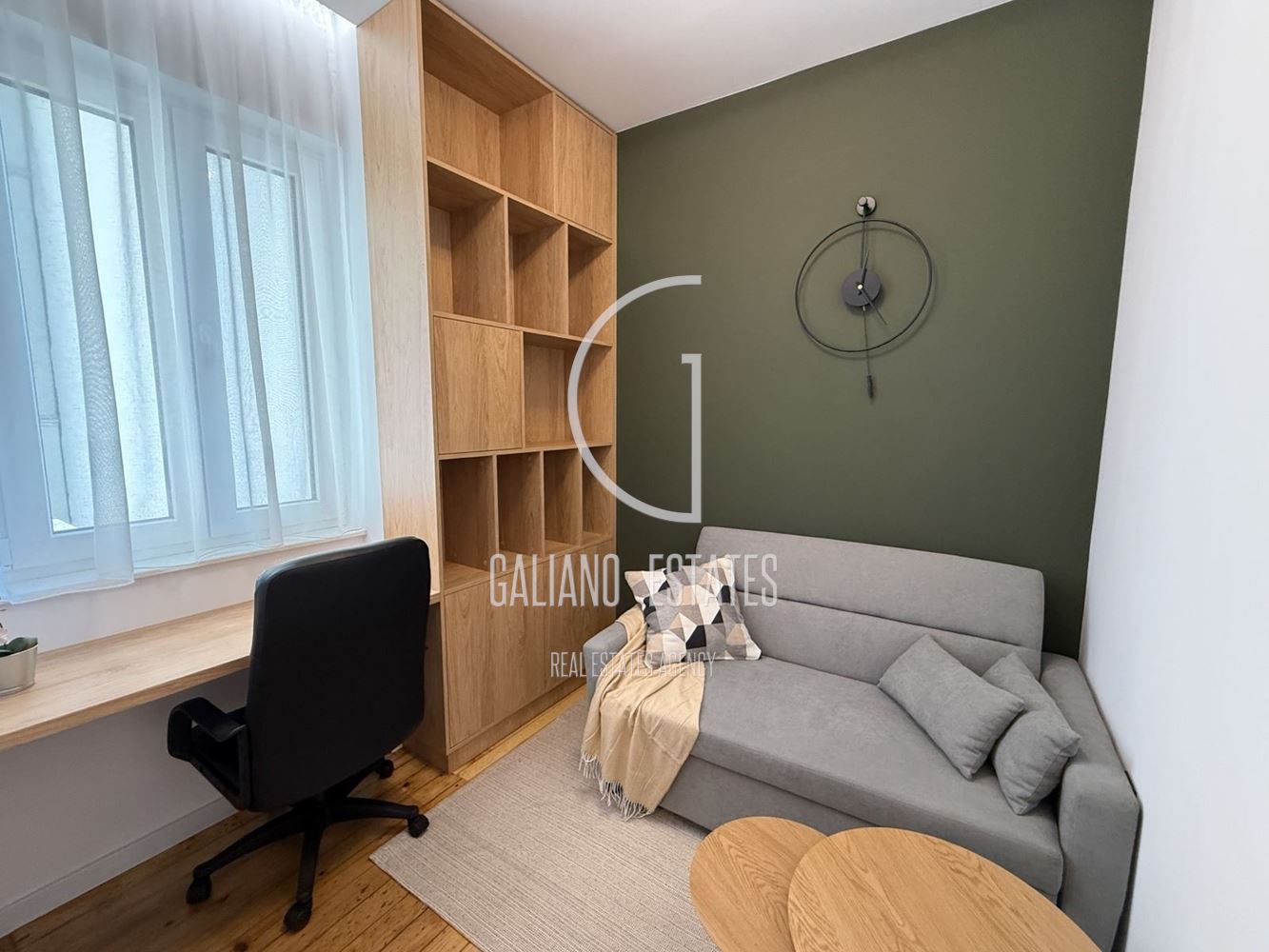 Луксозен четиристаен апартамент в Център - 0