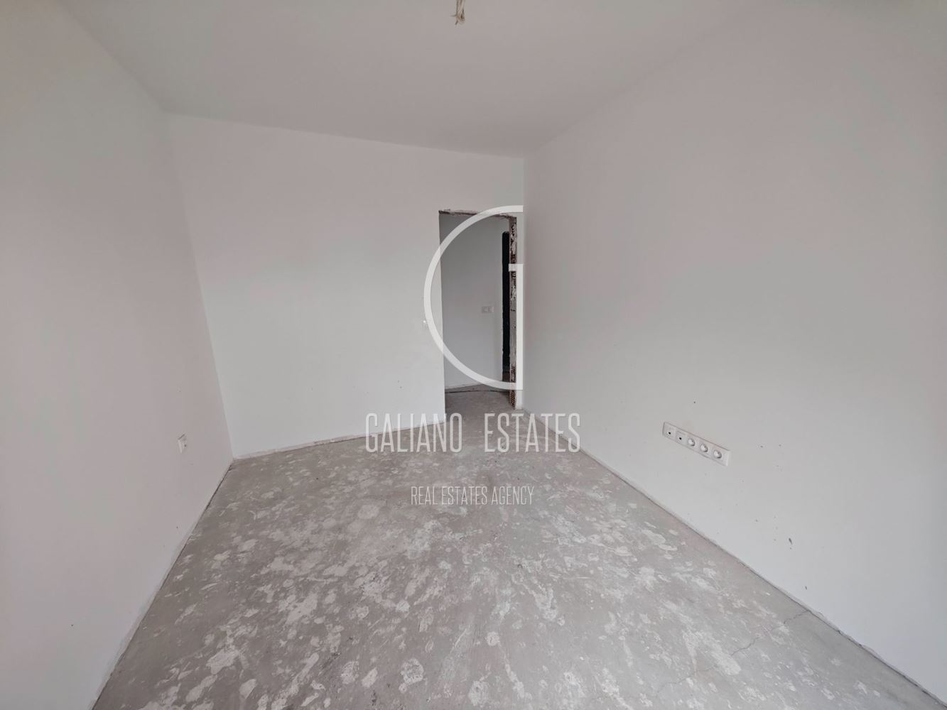 Двустаен апартамент в ж.к. Дружба 1 - 0