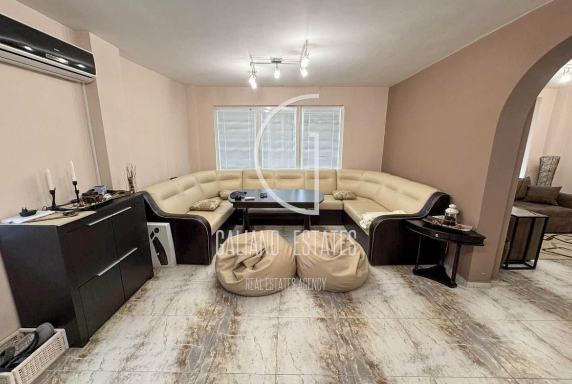 Къща в с. Драговищица - 0