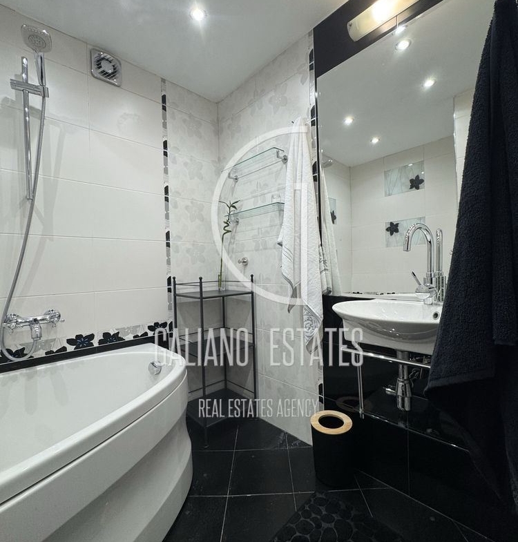 Уютен тристаен апартамент в кв. Лозенец - 0