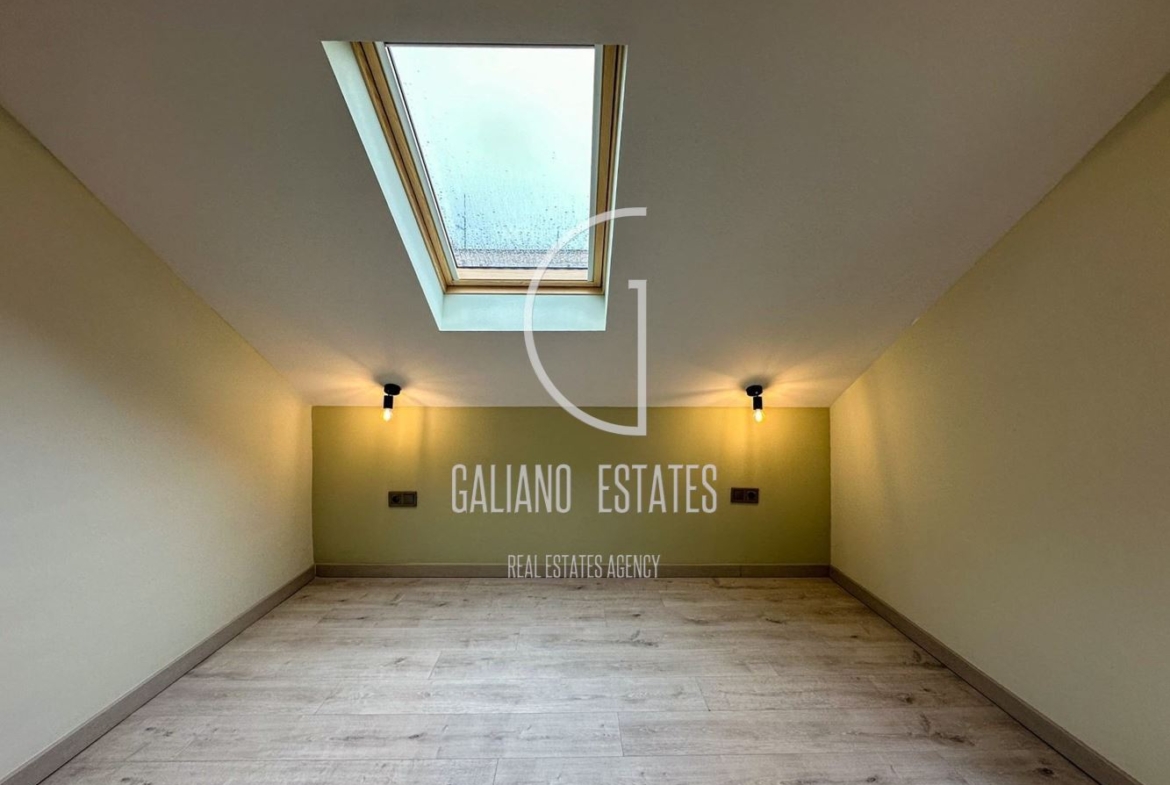 Четиристаен апартамент в кв. Изток - 0