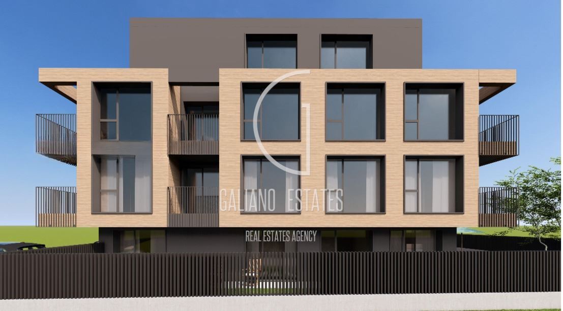 Двустаен апартамент с двор в кв. Обеля - 0