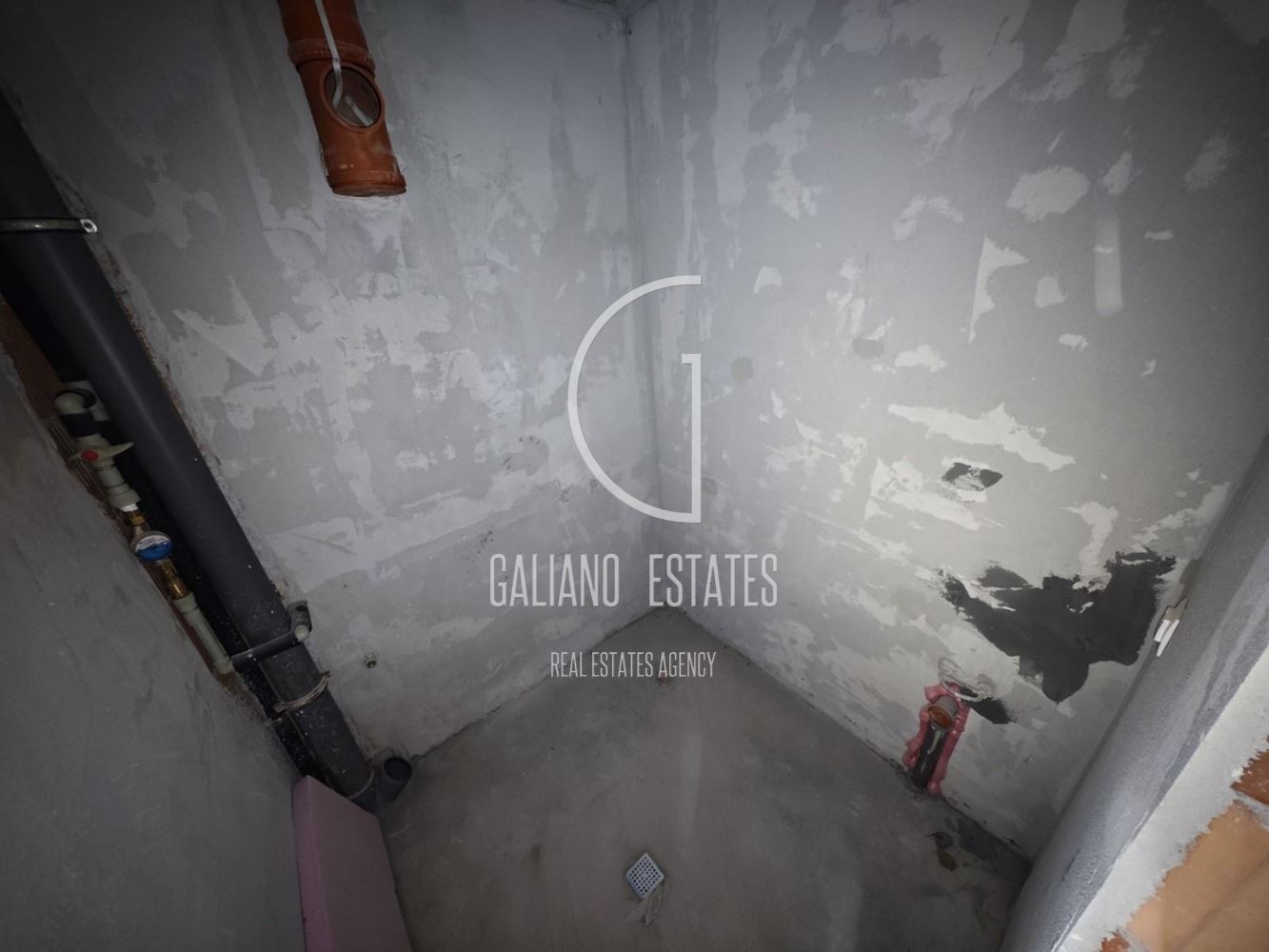 Двустаен апартамент в кв. Малинова Долина - 0