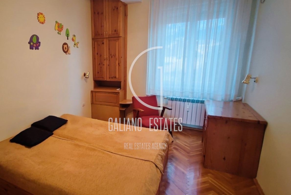 Дава под наем 3-СТАЕН град София, Център - 0