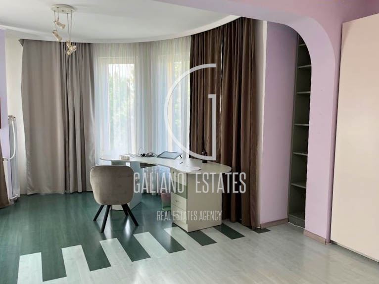 Уникална къща в гр. Банкя - 0