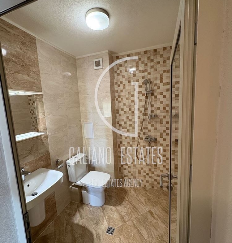 Двустаен апартамент в кв. Обеля - 0