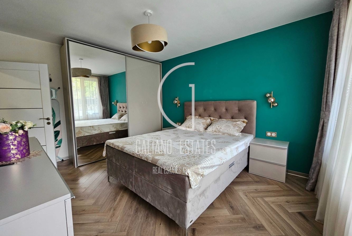 Уникален тристаен апартамент в кв. Изток - 0