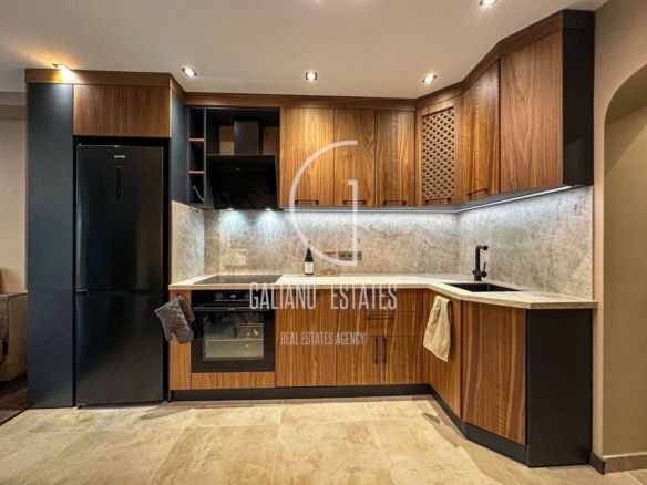 Четиристаен апартамент в кв. Изток - 0