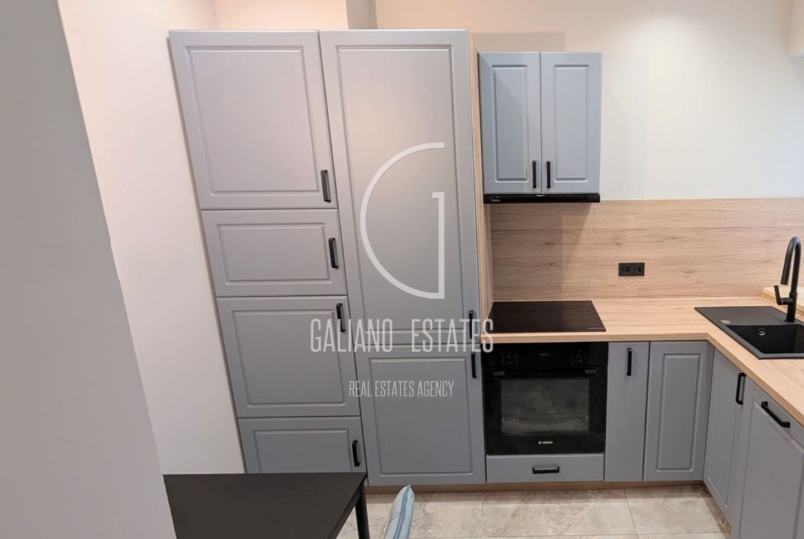 Двустаен апартамент в ж.к. Славия - 0