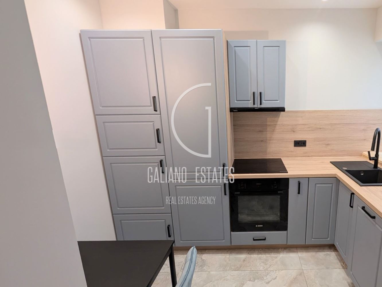 Двустаен апартамент в ж.к. Славия - 0