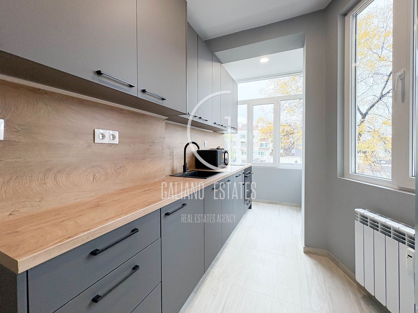 Напълно реновиран апартамент до НДК-0 Напълно реновиран апартамент до НДК - 0