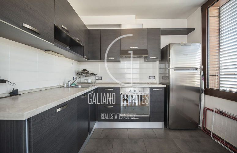 Слънчев апартамент до МОЛ Парадайс - 0