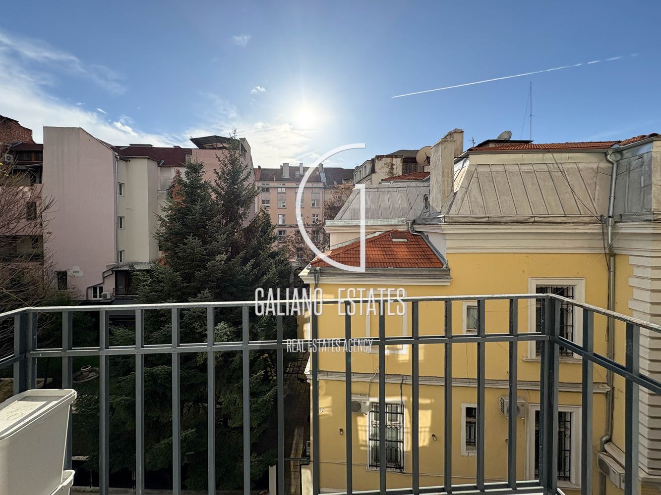 Стилен апартамент в сърцето на София-0 Стилен апартамент в сърцето на София - 0