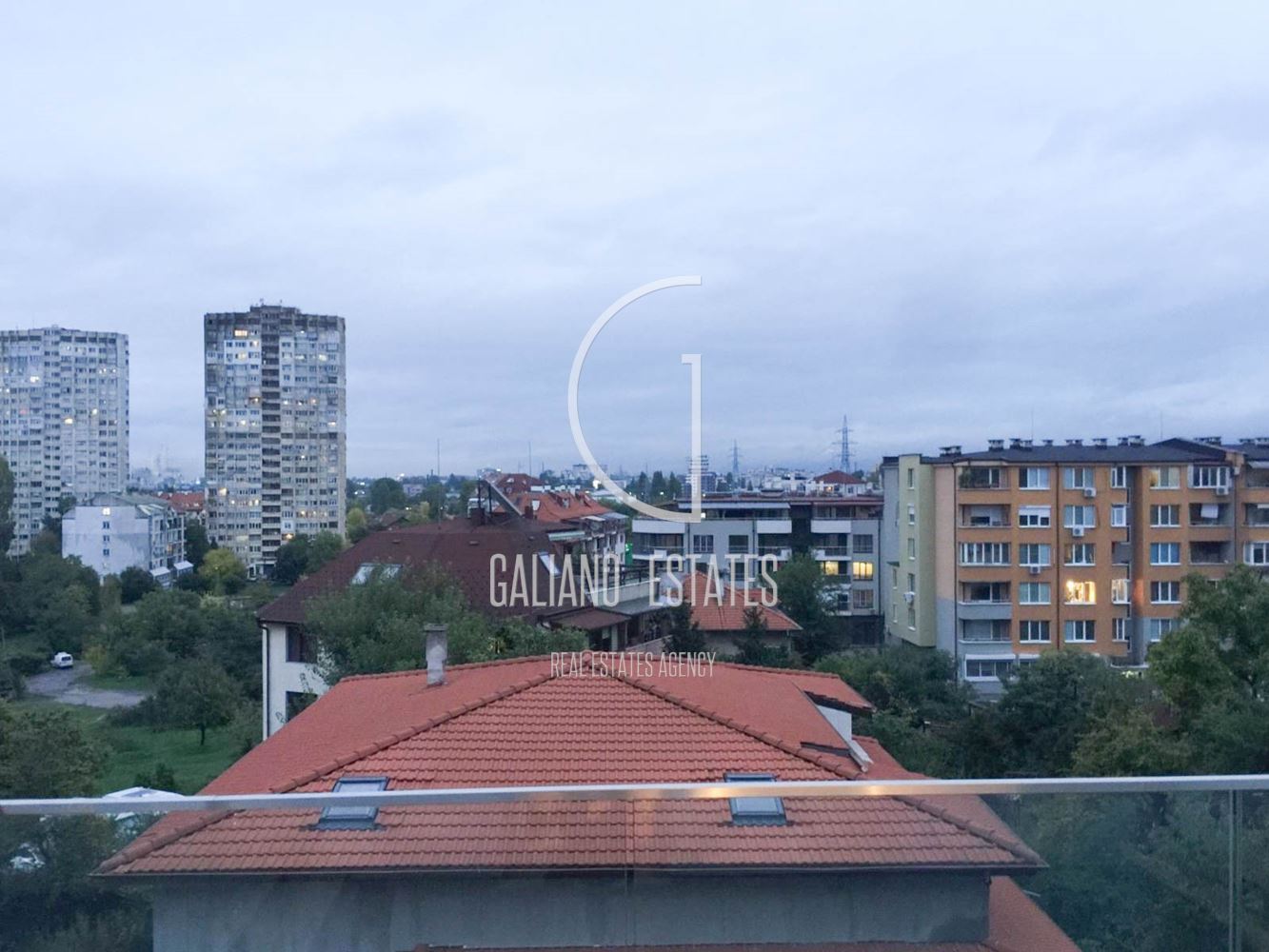 Панорамен двустаен апартамент в кв. Гео Милев - 0